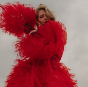 Meet your Posher, Sonia